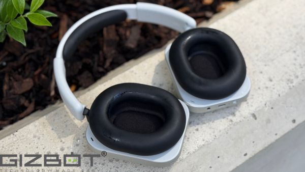 Nothing Headphone (1) Review: Way More Than Just Eye Candy