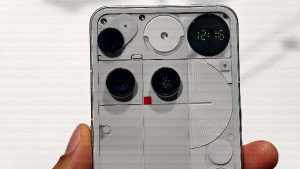 Nothing Phone 3 vs iQOO 13 vs Realme GT 7 Pro