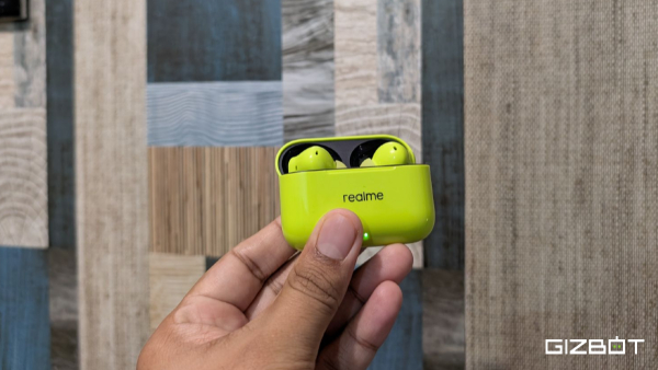 Realme Buds T200 Affordable TWS Earbuds with ANC Launched in India