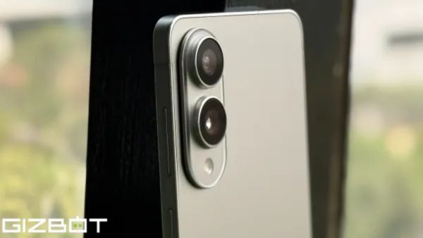 Snapdragon 8 Elite 2 Makes Early Geekbench Debut on Galaxy S26 Edge Snapdragon 8 Elite 2 Makes Early Geekbench Debut on Galaxy S26 Edge