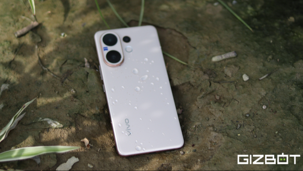 Can the Vivo V60 Really Do It All? We Lived With It to Find Out