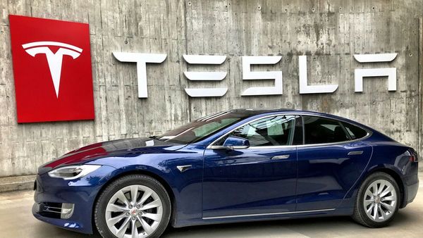 From Robots to Clean Energy: 5 Key Highlights of Tesla’s Master Plan 4
