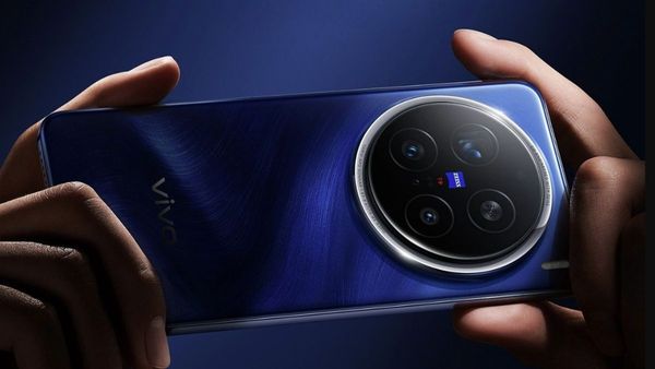 Vivo X300 Ultra With Dual 200MP Sensors Detailed Ahead of Launch