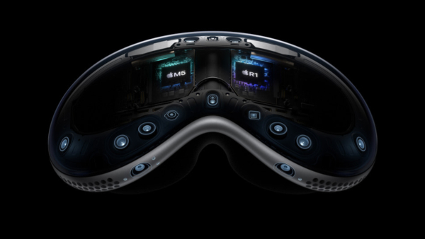 Apple Vision Pro with M5 Chip Launched: Check Price, Specs, Feautres