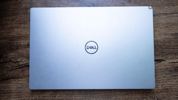 Dell XPS 13 (9350) Review: A Great Productivity Laptop Dell XPS 13 (9350) Review: A Great Productivity Laptop