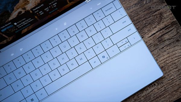 Dell XPS 13 (9350) Review: A Great Productivity Laptop Dell XPS 13 (9350) Review: A Great Productivity Laptop