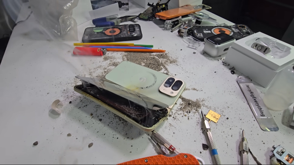 Google Pixel 10 Pro Fold Explodes in Durability Test