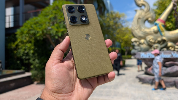 Motorola Signature Launched in India with 7 OS updates & 165Hz display