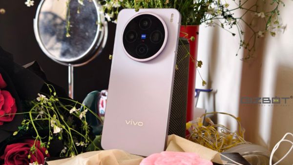 Vivo X200T vs Vivo X300: What are the Differences? 