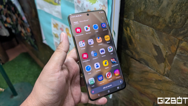 Android 16 Is Rolling Out to Motorola Phones Soon