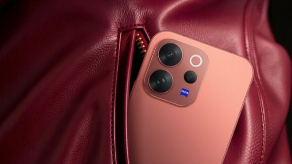 The vivo V70 Elite Is the Boldest, Most Evolved V Series Phone So Far