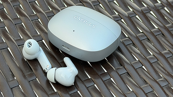 OnePlus Nord Buds 4 Pro: ANC and Transperancy