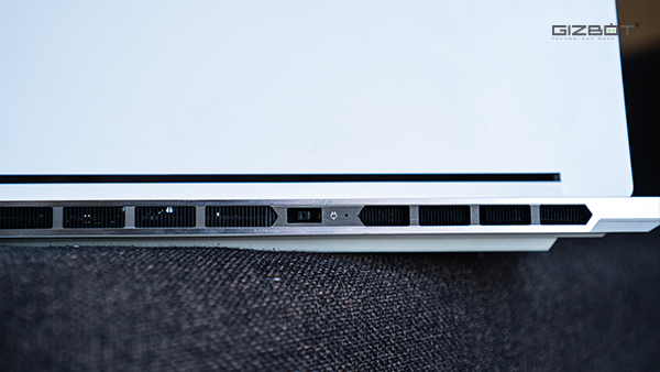 I Tested a Slim Gaming Laptop; Here's How It Went I Tested a Slim Gaming Laptop; Here's How It Went