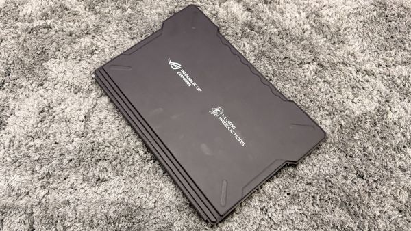 ASUS ROG Flow Z13 (Kojima Limited Edition) Review ASUS ROG Flow Z13 (Kojima Limited Edition) Review