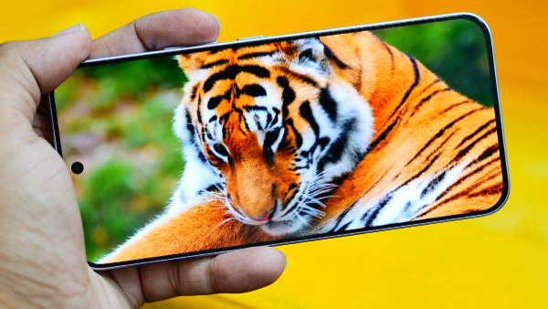 How the vivo V70 FE Reinvents the Modern Smartphone