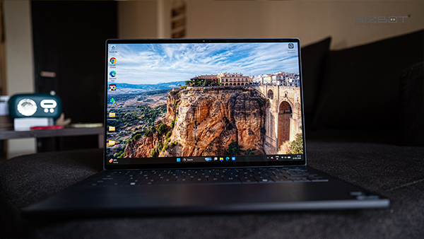 Dell XPS 14 Review: Display