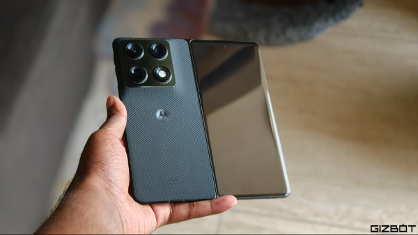 Motorola's Marketing Head on India's Foldable Turning Point