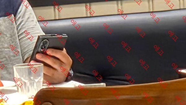Samsung Galaxy Z Fold 8 Design Leaked After Real Life Image Emerges Samsung Galaxy Z Fold 8 Design Leaked After Real Life Image Emerges