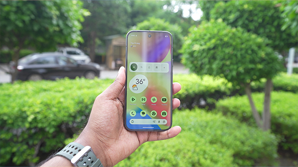 Google Pixel 10 Pro Long Term Review: Display