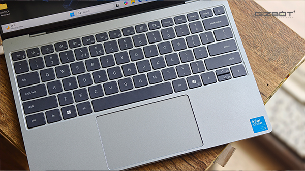 Dell XPS 13 Review: Keyboard and Trackpad