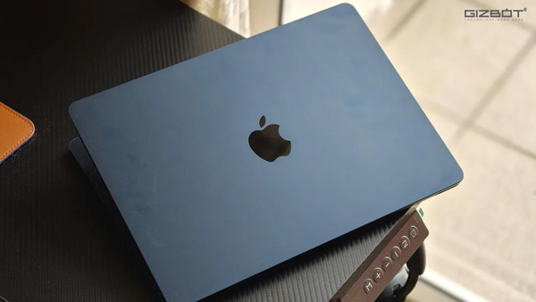 MacBook Pro's PrOLED XDR Display Explained MacBook Pro's PrOLED XDR Display Explained