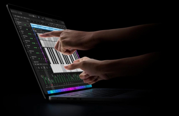 Apple Launches Touchscreen MacBook Pro With OLED Screen Apple Launches Touchscreen MacBook Pro With OLED Screen