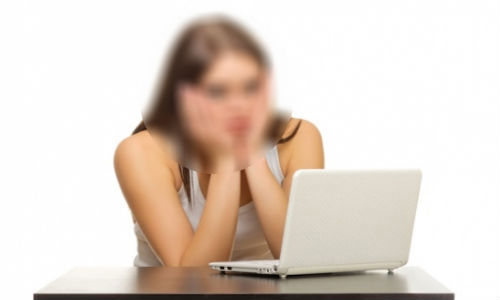 ಅಪ್ಪನ ಫೇಸ್ ಬುಕ್ ಆಟ, ಮಗಳಿಗೆ ಪ್ರಾಣಸಂಕಟ ಅಪ್ಪನ ಫೇಸ್ ಬುಕ್ ಆಟ, ಮಗಳಿಗೆ ಪ್ರಾಣಸಂಕಟ