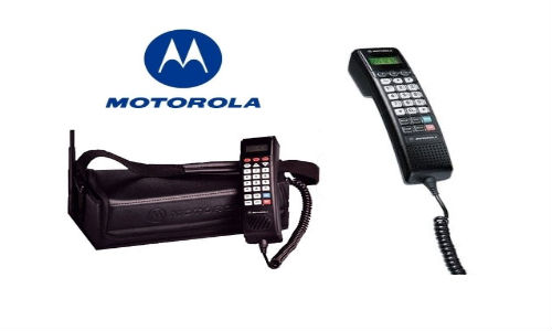 5 Motorola 2900 Bag Phone