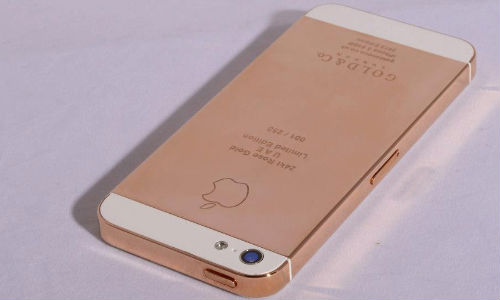 worlds-first-24-karat-gold-plated-iphone-5-shot-9