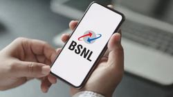 BSNL ನ 397ರೂ.ಗಳ ಪ್ಲ್ಯಾನ್‌ನಲ್ಲಿ ನಿತ್ಯವೂ 2GB ಡೇಟಾ, 150 ದಿನಗಳ ಮಾನ್ಯತೆ... ಶಾಕ್‌ ಆಗಬೇಡಿ!  