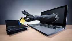 Online scam: ಹೋಟೆಲ್‌ಗಳಿಗೆ ರೇಟಿಂಗ್ ನೀಡುವ ಕೆಲಸ; 13 ಲಕ್ಷ ರೂ. ಕಳೆದುಕೊಂಡ ಮಹಿಳೆ!
