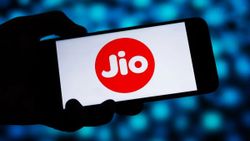 Jio: ಜಿಯೋ ಗ್ರಾಹಕರಿಗೆ ಗುಡ್‌ ನ್ಯೂಸ್: ಓಟಿಟಿ ಪ್ರಿಯರಿಗಾಗಿಯೇ ಈ ವಿಶೇಷ ಪ್ಲ್ಯಾನ್‌ಗಳು‌!  
