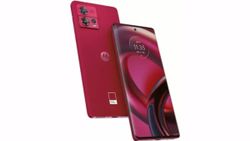 Motorola: ಮೊಟೊರೊಲಾದ ಈ ಸ್ಟೈಲಿಶ್ ಫೋನ್‌ಗೆ ಬೊಂಬಾಟ್‌ ಆಫರ್! 50MP ಕ್ಯಾಮೆರಾ... 128 GB ಸ್ಟೋರೇಜ್ 