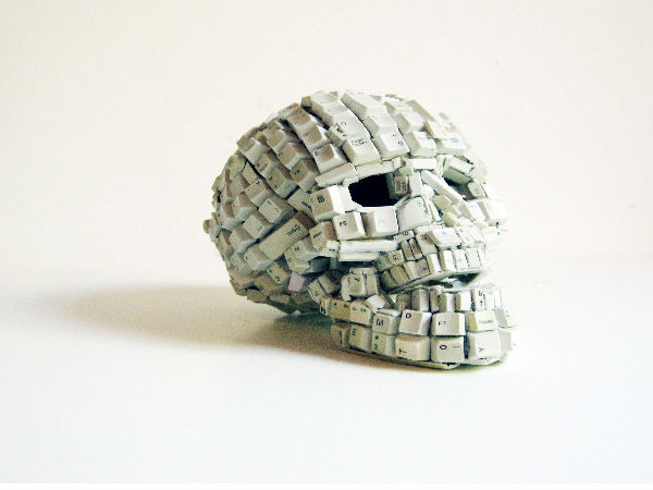 ಕೀಬೋರ್ಡ್ ಕೀ ತಲೆ ಬುರುಡೆ