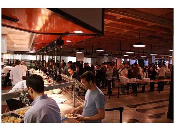 Facebook (Menlo Park) Facebook (Menlo Park)