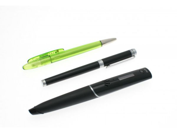 ವ್ಯಾಕರಣ ದೋಷ  ಪತ್ತೆ ಹಚ್ಚುತ್ತೆ ಪೆನ್ನು !