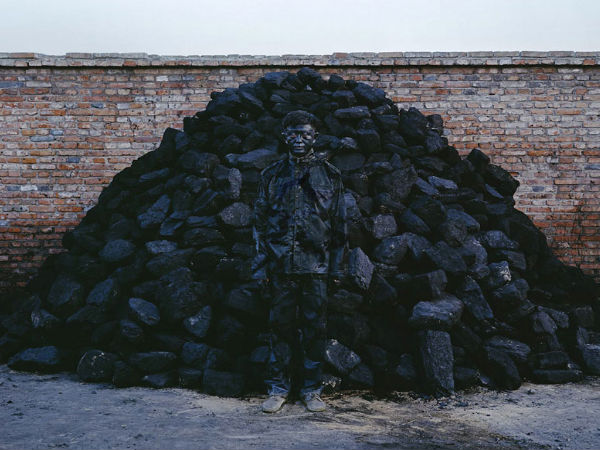 ಚಿತ್ರದೊಳಗೊಬ್ಬ ಅದೃಶ್ಯ ಮಾನವ ..!