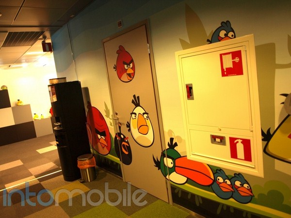 ಆಂಗ್ರಿ ಬರ್ಡ್ಸ ಆಫೀಸ್‌  ಹೇಗಿದೆ ಗೊತ್ತಾ ?