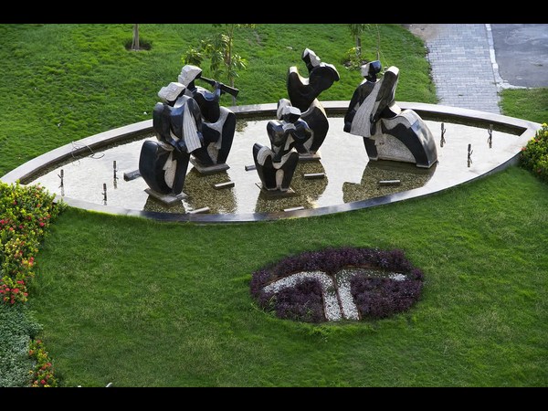  ಚೆನ್ನೈನ ಟಾಟಾ ಕ್ಯಾಂಪಸ್‌ನಲ್ಲಿ ಸುತ್ತಾಡಿ