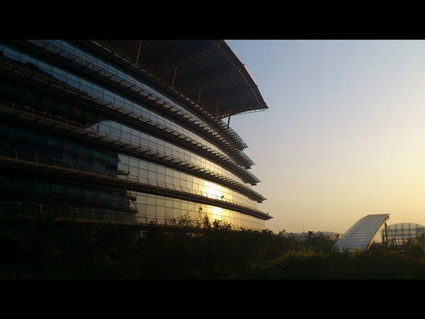  ಚೆನ್ನೈನ ಟಾಟಾ ಕ್ಯಾಂಪಸ್‌ನಲ್ಲಿ ಸುತ್ತಾಡಿ