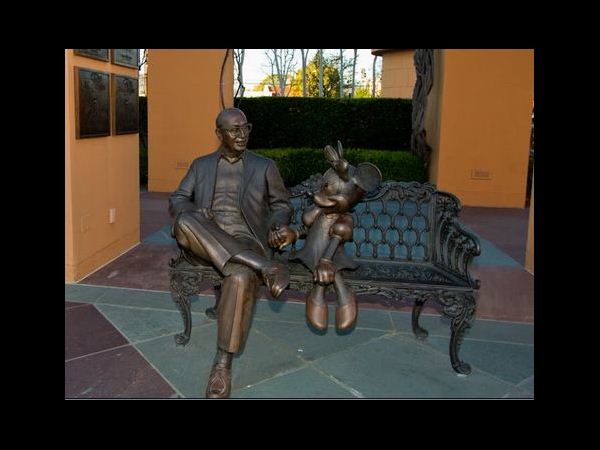 ವಾಲ್ಟ್‌ ಡಿಸ್ನಿ ಕೇಂದ್ರ ಕಛೇರಿ ಇಲ್ಲಿದೆ  ನೋಡಿ