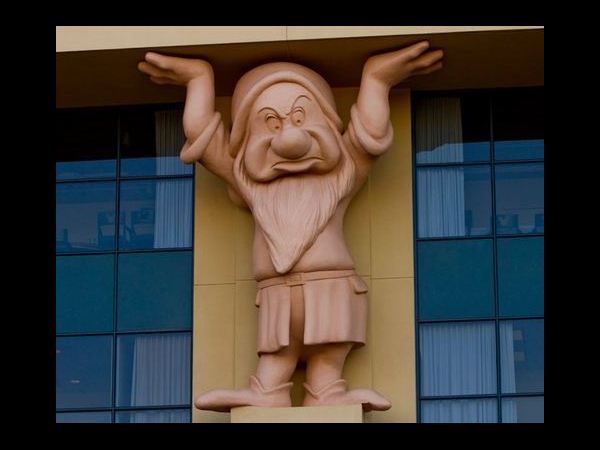 ವಾಲ್ಟ್‌ ಡಿಸ್ನಿ ಕೇಂದ್ರ ಕಛೇರಿ ಇಲ್ಲಿದೆ  ನೋಡಿ