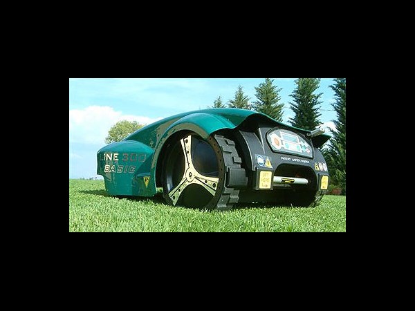 ರೊಬೋಟ್‌ ಹುಲ್ಲುಕತ್ತರಿಸುವ ಯಂತ್ರ(Robot Lawnmower)