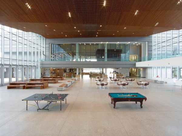 ಏನ್‌ ಚೆಂದ ಈ  ಅಡೋಬ್ ಆಫೀಸ್‌