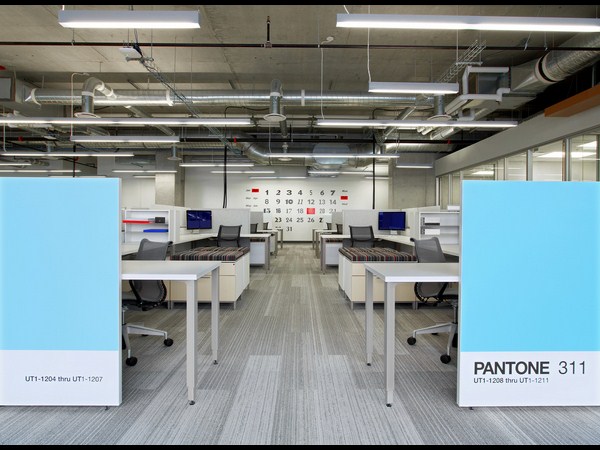 ಏನ್‌ ಚೆಂದ ಈ  ಅಡೋಬ್ ಆಫೀಸ್‌