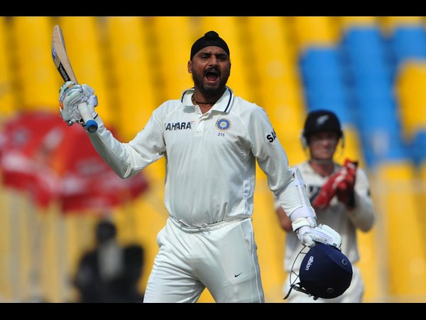 ಟ್ವೀಟರ್‌ ಕ್ರಿಕೆಟಿಗರು 