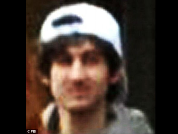 ಬೋಸ್ಟನ್‌ ಸ್ಪೋಟ: ಶಂಕಿತರ ಫೋಟೋ ಬಿಡುಗಡೆ