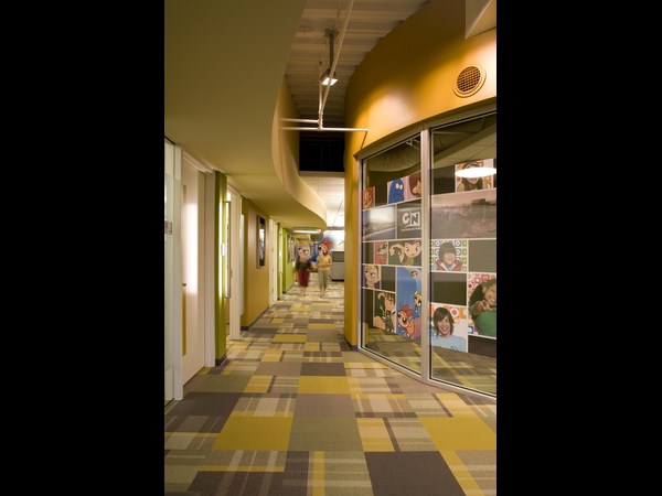 ಸುಂದರ ಕಾರ್ಟೂನ್‌ ನೆಟ್‌ವರ್ಕ್‌ ಆಫೀಸ್‌ 