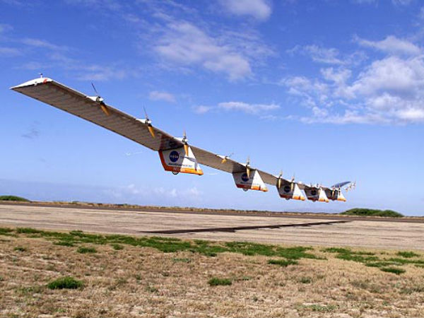 ಜಗತ್ತಿನ ಪ್ರಥಮ  ಸೋಲಾರ್‌ ವಿಮಾನದ  ಪರೀಕ್ಷಾರ್ಥ ಹಾರಾಟ 