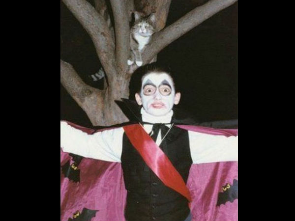 ಕ್ಯಾಮೆರಾಕ್ಕೆ ನನ್ನ ಫೋಸ್ ಹೇಗಿದೆ ? ಕ್ಯಾಮೆರಾಕ್ಕೆ ನನ್ನ ಫೋಸ್ ಹೇಗಿದೆ ?